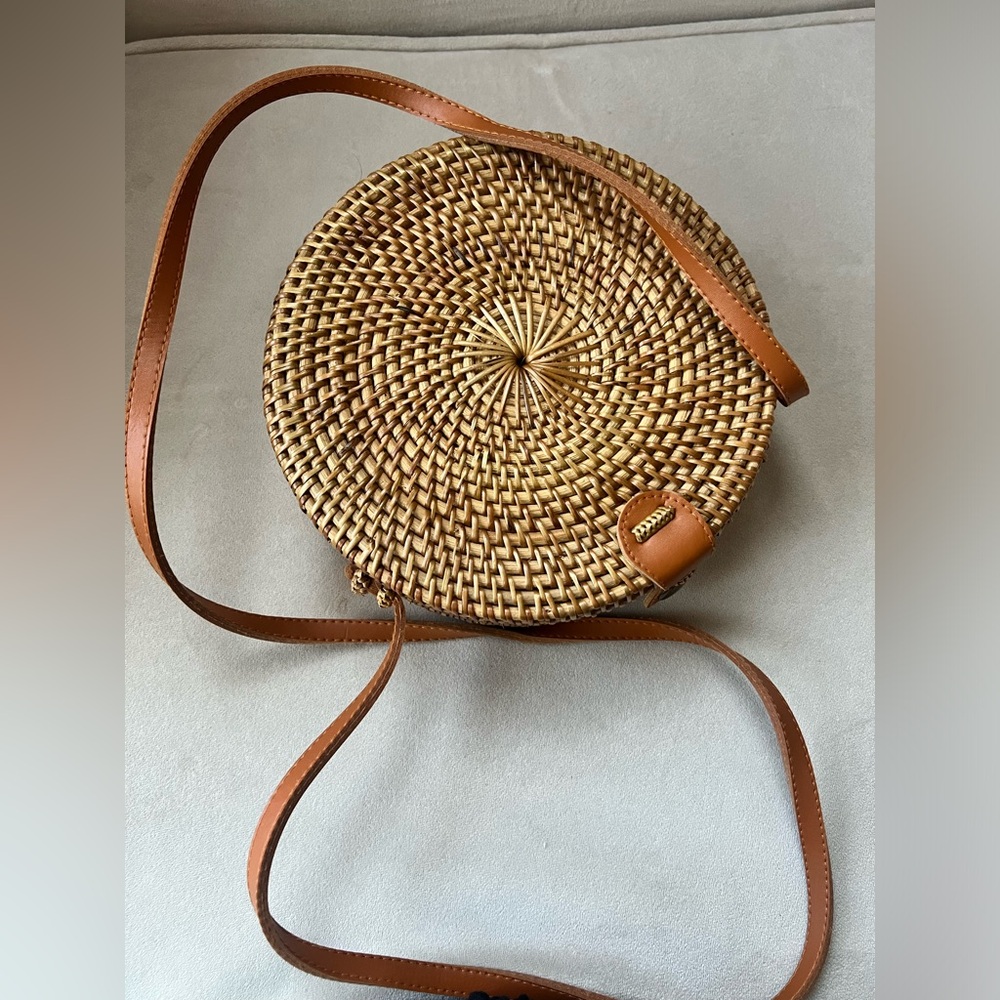 Woven Round Rattan Crossbody Bag